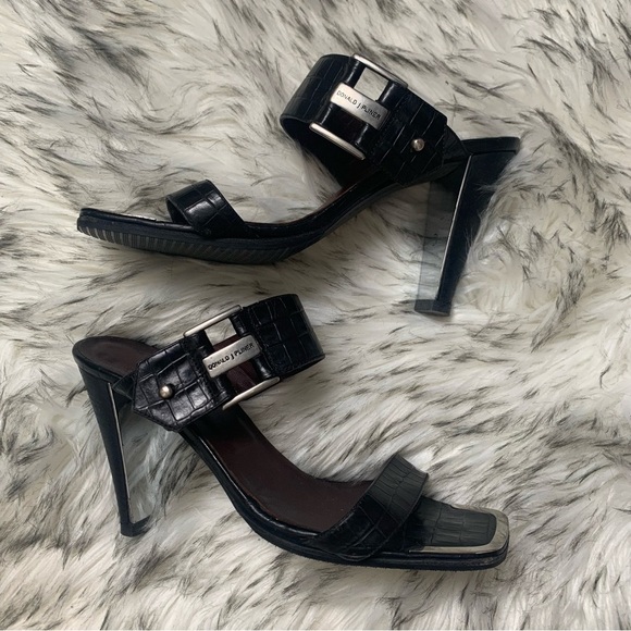 Donald J Pliner Couture Square Toe Buckle Heels sz 6 - Picture 1 of 8